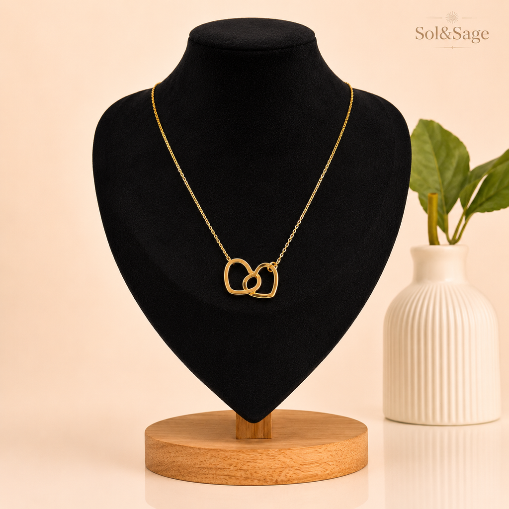 Interlocking Heart Pendant Necklace - Sol&Sage
