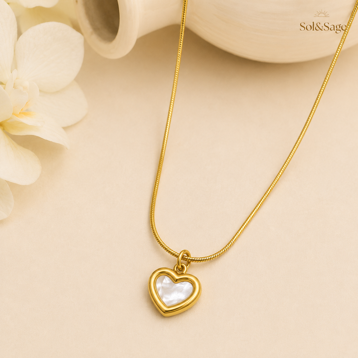 Mother of Pearl Heart Pendant Necklace