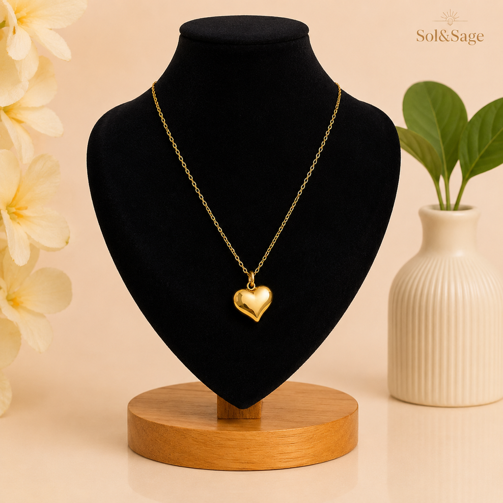Minimalist Heart Pendant Necklace