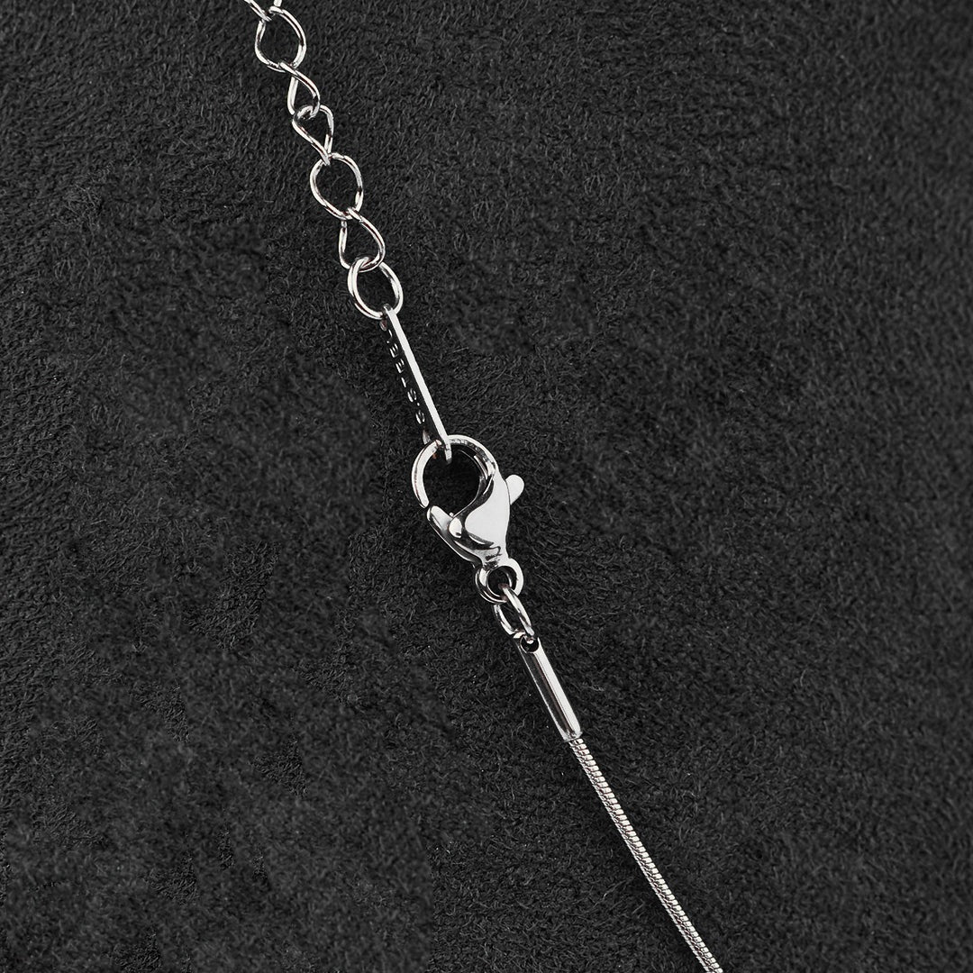 Minimalist Heart Pendant Necklace